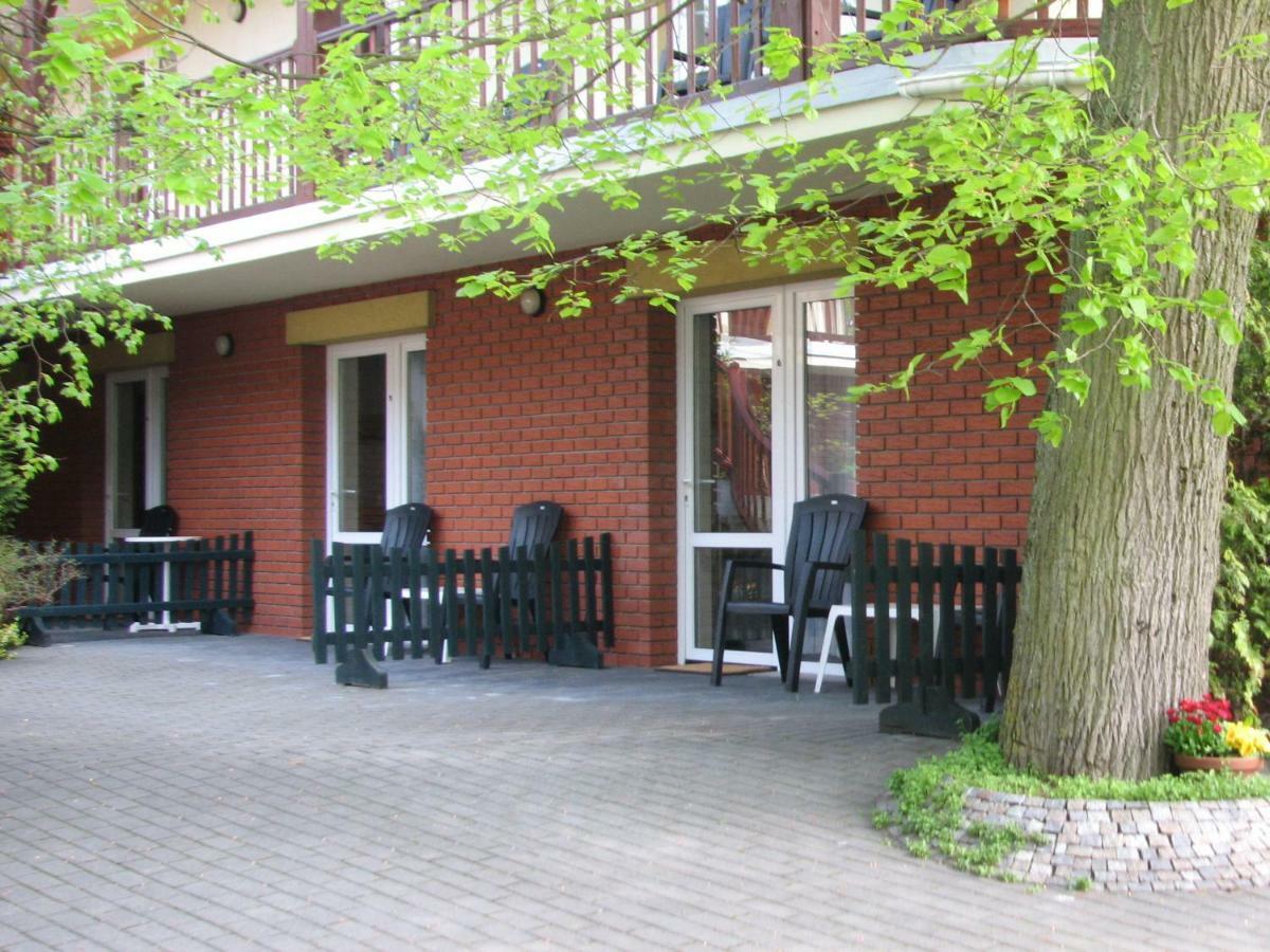 Patio Apartamenty I Pokoje Niechorze Esterno foto